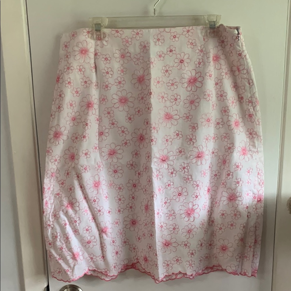 Grace Essentials white linen embroidered skirt